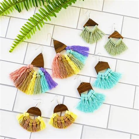 How To Make Faux Leather Fall Leaf Earrings Amy Romeu