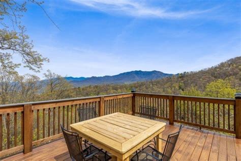 Ober The Top Views in Gatlinburg w/ 3 BR (Sleeps10)