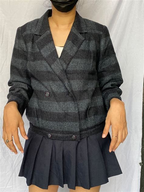 Blazer Outer Crop Salur Wool On Carousell