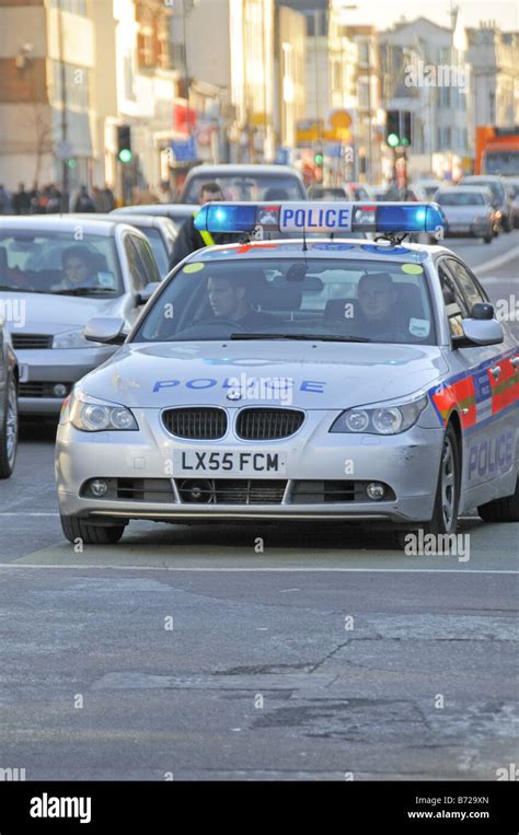 Flashing blue police lights hi-res stock photography and images - Alamy