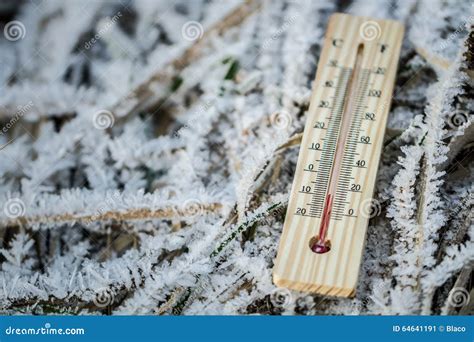 Outdoor Thermometer Stock Image Image Of Instrument 64641191