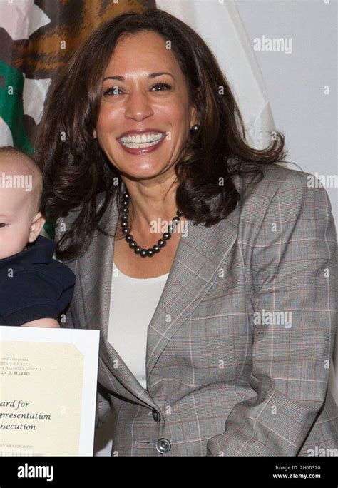 Kamala Harris Laughing Hi Res Stock Photography And Images Alamy