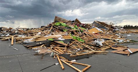 Tornadoes Strike Nebraska And Iowa Injuring At Least 9 The New York