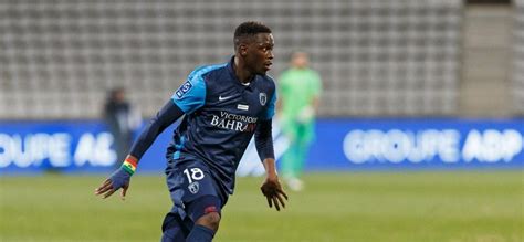 Paris FC Youssoupha Ndiaye opéré de la main Gaindés Football