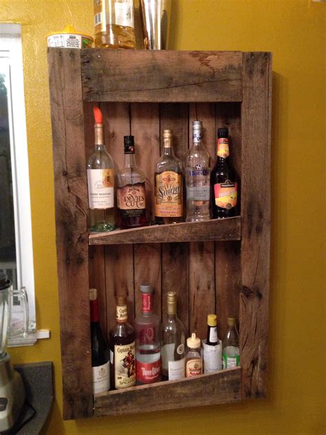 Diy Pallet Wine And Liquor Shelf Liquor Shelf Diy Home Bar Diy