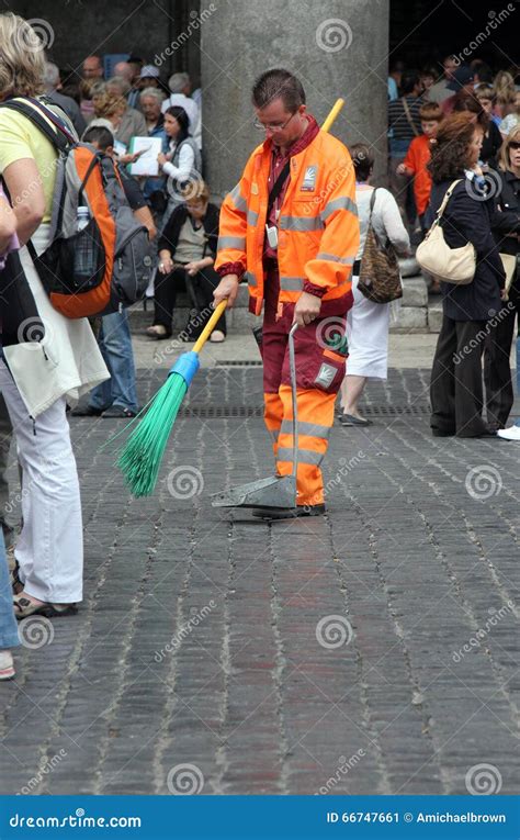 Sanitation Worker Rome Italy Editorial Photo Image Of Maintain