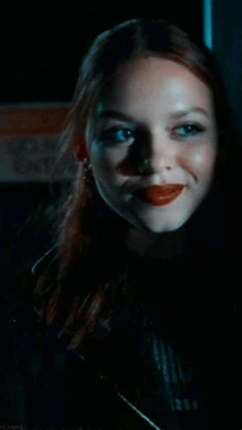 Wallpaper Beatrix Series E Filmes Filmes