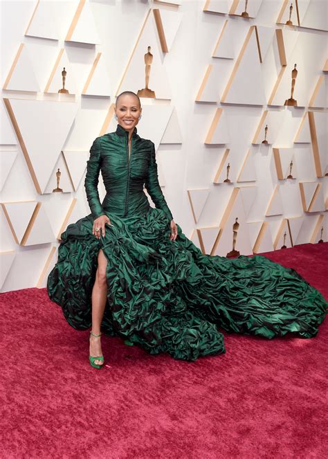 Jada Pinkett Smith Brings Drama In Green Dress And Heels At Oscars