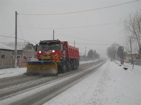 Tone de sare și antiderapant răspândite în județul Iași Autoritățile