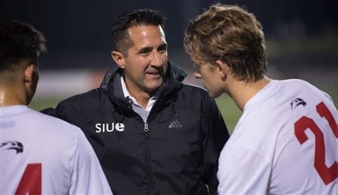 Mario Sanchez Resigns As Siue Men S Soccer Head Coach Position