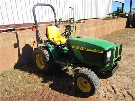 1998 John Deere 4100 Tractors Compact 1 40hp John Deere