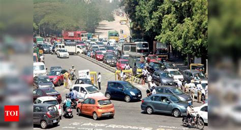 Bangalore Traffic Rare Sighting In Bengaluru Traffic Jams Bengaluru