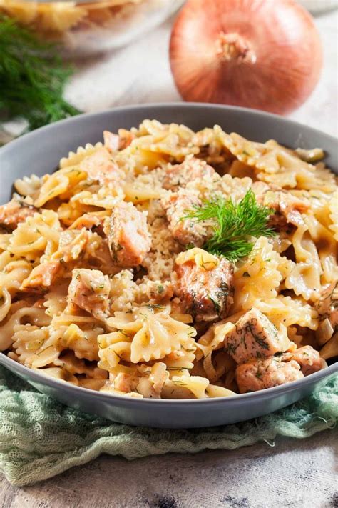 Creamy Farfalle Pasta Recipe Izzycooking