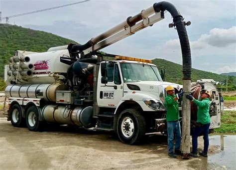 Familias En Pozos Colorados Denuncian Rebosamiento De Aguas Negras