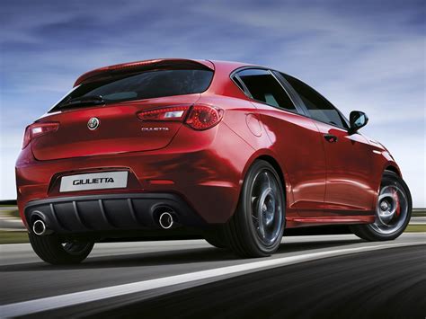 2016 Alfa Romeo Giulietta Facelift Unveiled Its Similar To The Austin