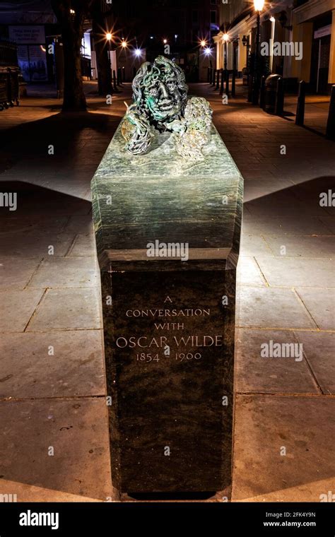 England London The Strand Statue Of Oscar Wilde By Maggi Hambling