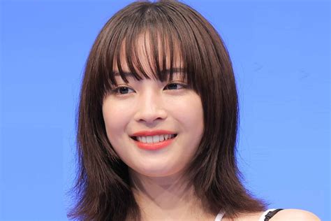 広瀬すず、個室サウナでダンス・水風呂で頭まで潜る自由っぷり 「蛙みたいになってる」 Fumumu