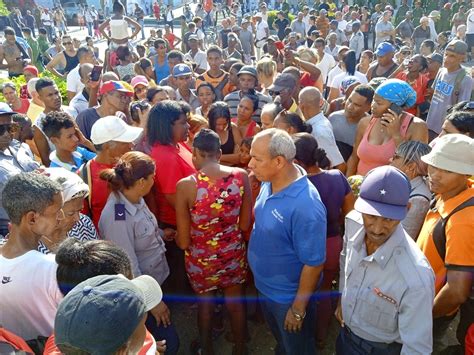 Protestas Encienden Santiago De Cuba Por Apagones Y Escasez De