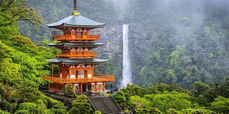 The Ultimate Japan Bucket List 100 Things To Do In Japan Lovely Japan