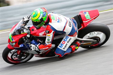 Em Interlagos Eric Granado Fatura Primeira Pole Do Ano Na Superbike