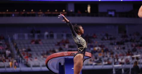 Nia Dennis, UCLA gymnastics bring #BlackExcellence to NCAA ...