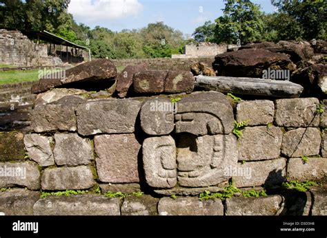 Las Ruinas Mayas De Guatemala El Parque Arqueológico De Quiriguá