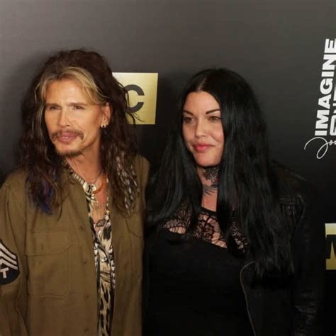 Aerosmith Frontman Steven Tylers Daughter Mia Tyler And Young Son