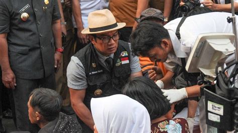 Tangis Warga Cianjur Ke Ridwan Kamil Saat Pemakaman Anak Yang Jadi