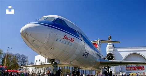 White and blue passenger plane photo – Free Павильон 34 «космос» (центр ...