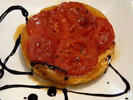 Recette de Mini tarte tatin à la tomate