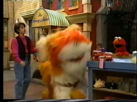 Elmo Linda And Barkley Sesame Street Muppets Elmo