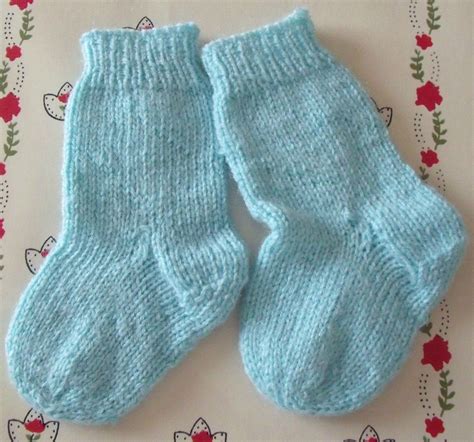 explication modèle tricot chaussettes 2 aiguilles