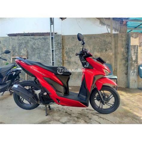 Motor Honda Vario Tahun Bekas Warna Merah Siap Pakai Mesin