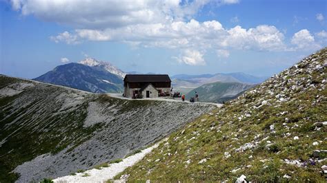 Rifugio Duca Degli Abbruzzi Bewirtschaftete H Tte Outdooractive