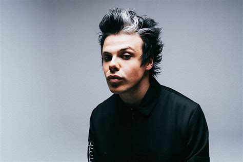 Yungblud Releases New Single Lowlife Highlight Magazine