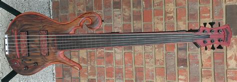 Carl Thompson Custom 6 String Fretless 36″ Lowend Bass Shop Vault