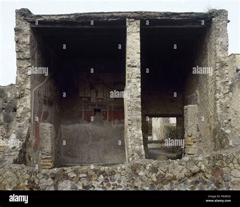 Ercolano Casa Dei Cervi Hi Res Stock Photography And Images Alamy