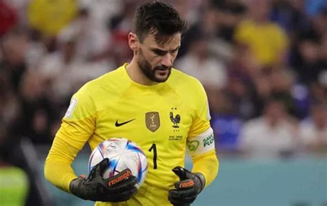 Deportes El arquero Hugo Lloris anunció su retiro de la selección