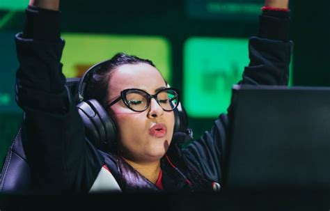 B4 Vence A Gamers Club Masters Feminina Vi De Cs Go