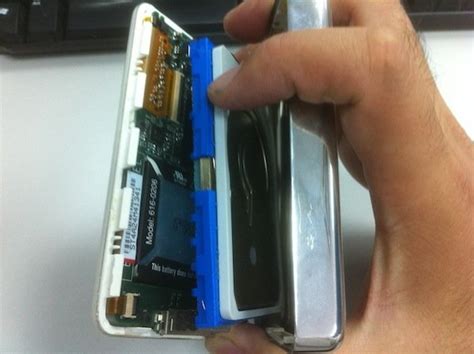 How To Replace Ipod Battery When Ipod Battery No Longer Holds Charge