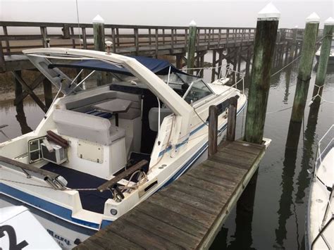 Bayliner 2850 Contessa Bayliner 2850 Contessa 1987 For Sale