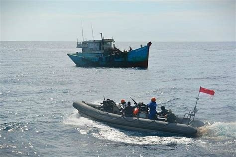 Kronologi Tni Al Tangkap Dua Kapal Ikan Vietnam Di Laut Natuna Utara