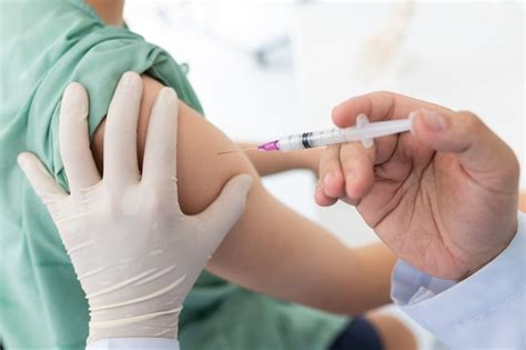 Vaksin Influenza Manfaat Dosis Dan Efek Samping Alodokter