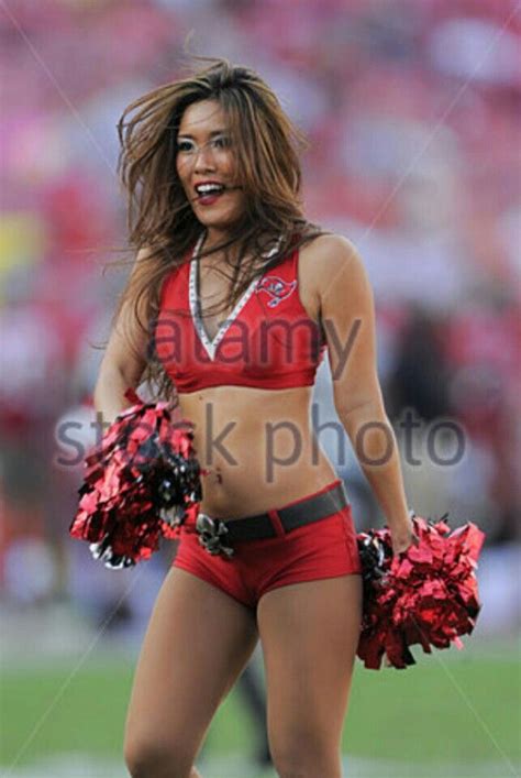 Pin By FREDRICK BURNS On 1 TAMPA BAY BUCCANEERS CHEERLEADERS