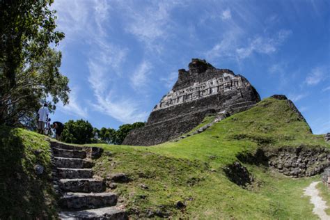 Le mystère des Mayas des origines à la chute Documentaire la