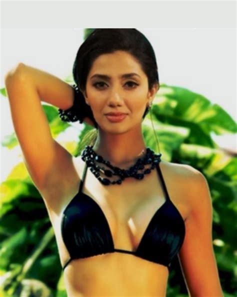 8 Hot Sexy Maya Ali Bikini Pics