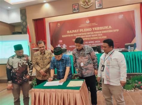 Gelar Rapat Pleno Terbuka Kpu Tapsel Tetapkan Dps Pemilu Tahun