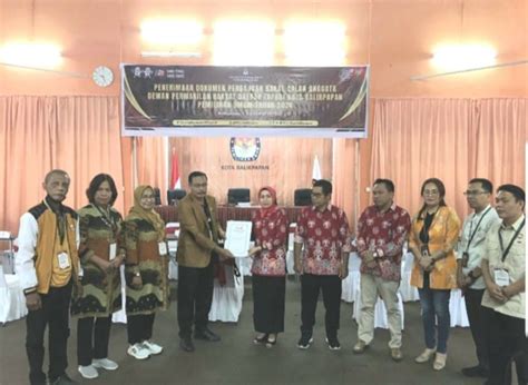 Serahkan Berkas Ke KPU Balikpapan Partai Hanura Optimis Raih Satu