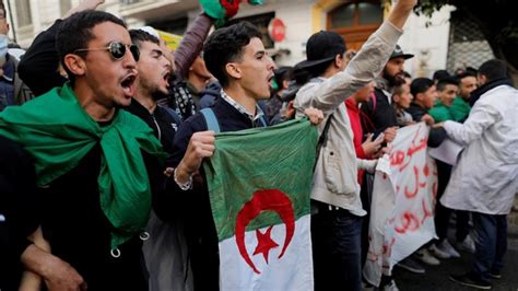 Algerian Protesters Return To Streets Demanding Reforms Dailynewsegypt