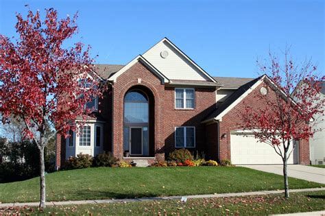 Hawthorne Ridge Subdivision, Ann Arbor Neighborhood Real Estate Information